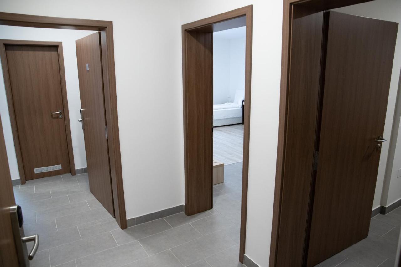 Rozmaring Apartmanhaz Morahalom Exterior photo
